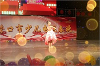 149節目名稱 畫四季 選送單位 營口市丹丹藝校 指導教師 趙丹丹 表演者 周芷亦.jpg